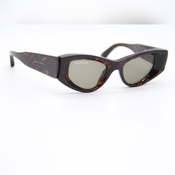 NEW BALENCIAGA SUNGLASSES BB0243S 002 CAT EYE WOMEN EYEWEAR - Picture 1 of 11